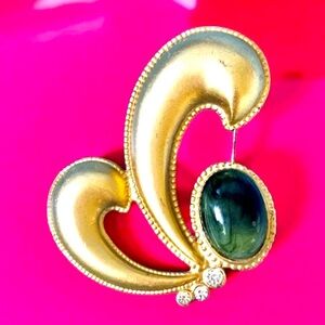 Pisces Gold Tone Matte Lucite Cab Jelly Belly Statement Paisley Brooch, Signed